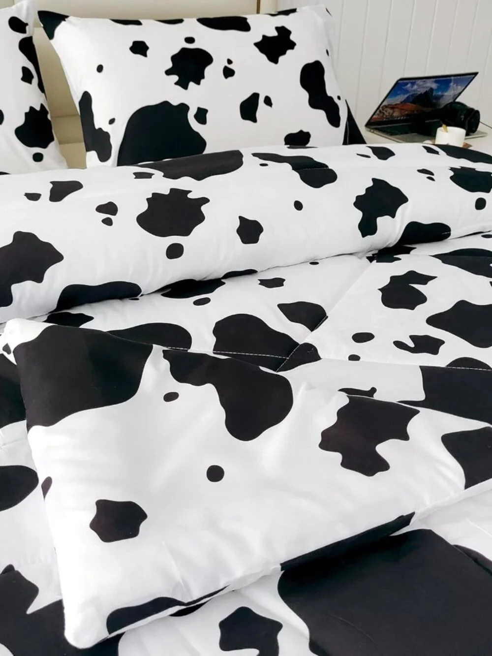 3 Pieces Milk Cow Print Stuff Bedding Comforter Set Full with 2 Pillowcases for